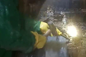 安顺消防水池堵漏施工视频