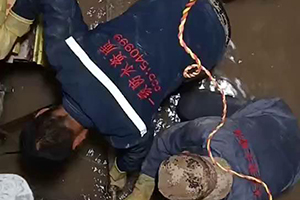 安顺电梯井堵漏施工视频